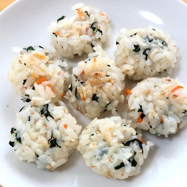 幼児食 しょうゆ風味の焼きおにぎり レシピ 作り方 By Yukamama 楽天レシピ 幼児食 しょうゆ風味の焼きおにぎり レシピ 作り方 By Yukamama 楽天レシピ